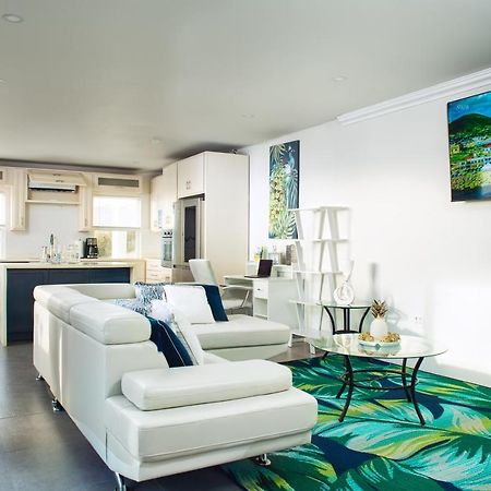 La Vue De Basseterre Apartments - Luxury In Bird Rock Esterno foto